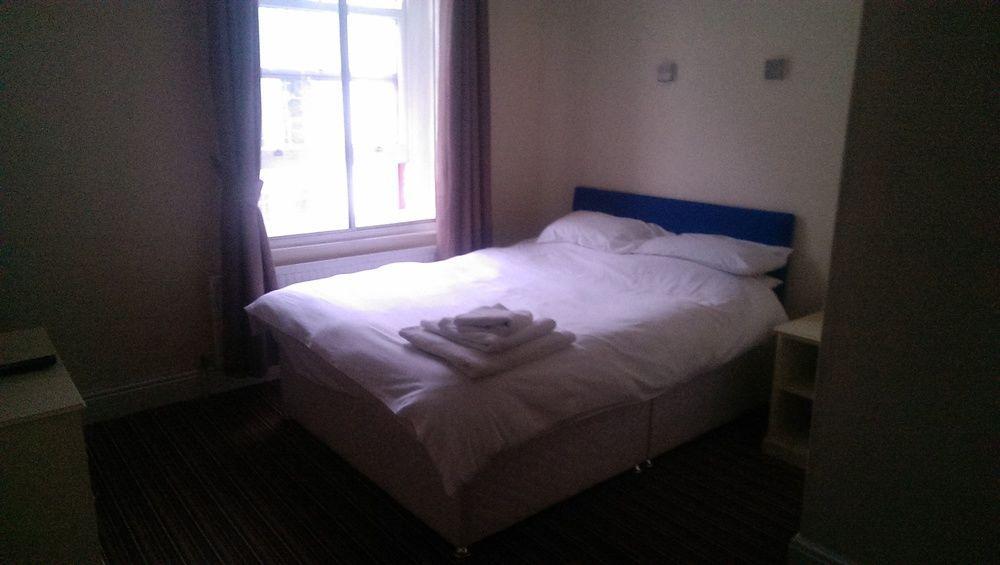 Huddersfield Hotel Exterior foto